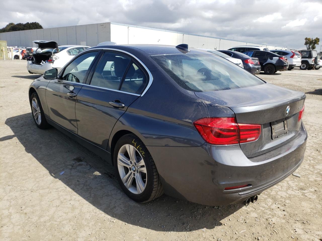 Photo 3 from auction – 2017 BMW 330 I with VIN WBA8B9G37HNU56140