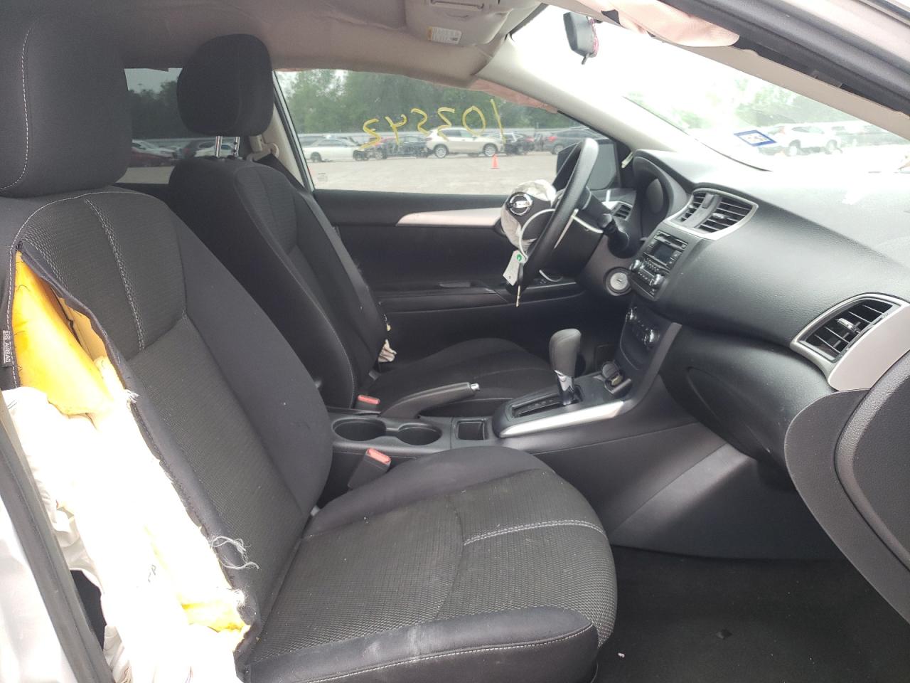 Photo 5 from auction – 2016 NISSAN SENTRA S with VIN 3N1AB7AP5GY292301
