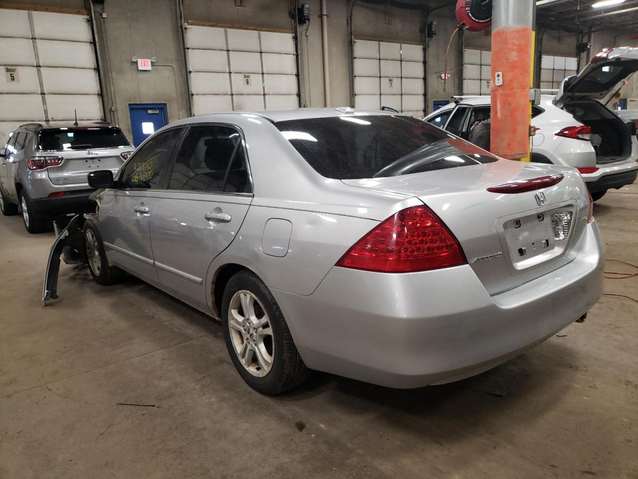 Photo 3 from auction – 2007 HONDA ACCORD with VIN 1HGCM558X7A004348