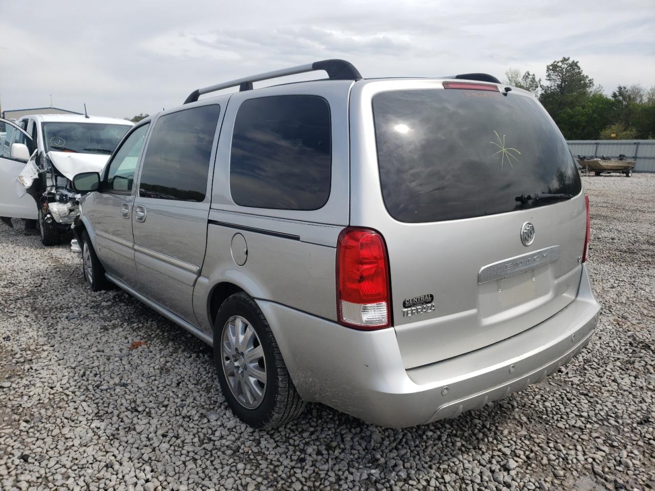 Photo 3 from auction – 2007 BUICK TERRAZA CX with VIN 5GADV33197D132588