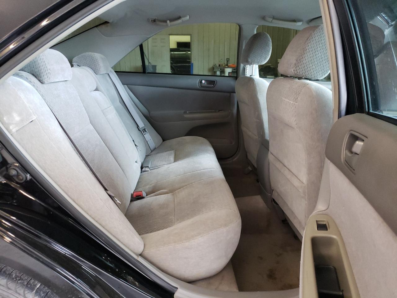 Photo 6 from auction – 2003 TOYOTA CAMRY LE with VIN 4T1BE32K63U214722