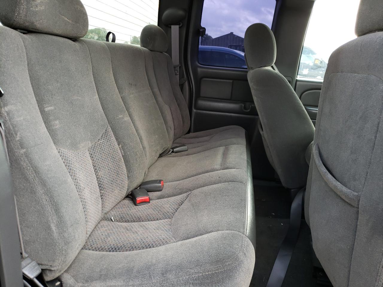 Photo 6 from auction – 2004 CHEVROLET SILVERADO with VIN 1GCEC19T94E400860