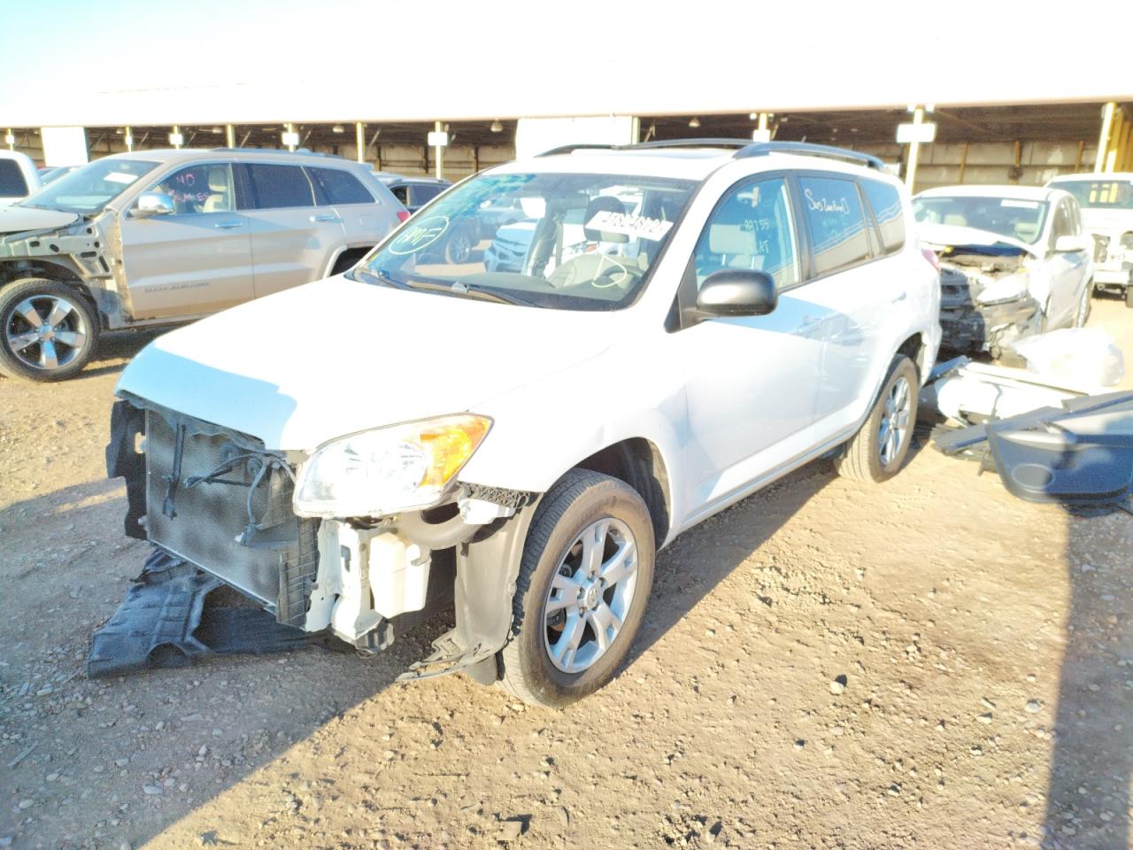 Photo 2 from auction – 2012 TOYOTA RAV4 with VIN 2T3ZF4DV7CW135026