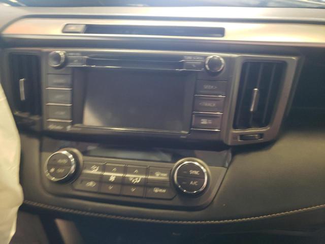 Photo 9 from auction – 2015 TOYOTA RAV4 XLE with VIN JTMRFREV8FD144234