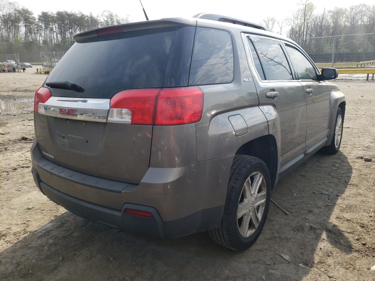 Photo 4 from auction – 2011 GMC TERRAIN SL with VIN 2CTALUEC4B6223596