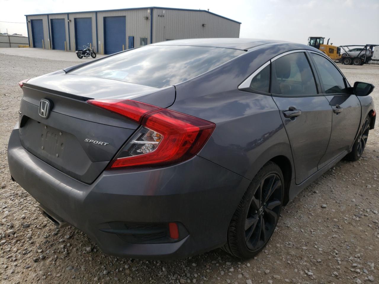 Photo 4 from auction – 2019 HONDA CIVIC SPOR with VIN 19XFC2F80KE004635