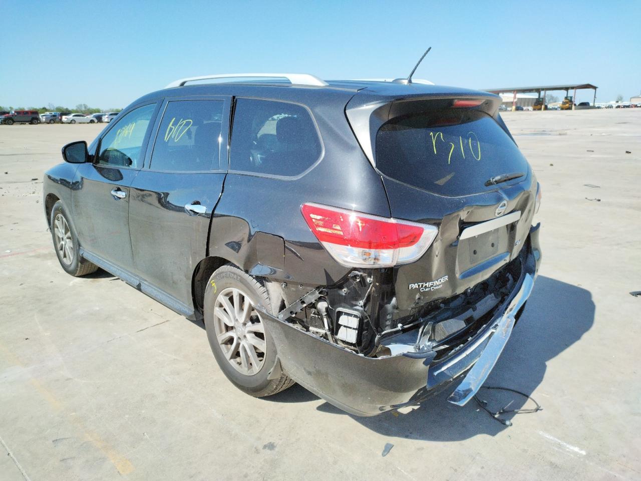 Photo 3 from auction – 2015 NISSAN PATHFINDER with VIN 5N1AR2MN8FC663394