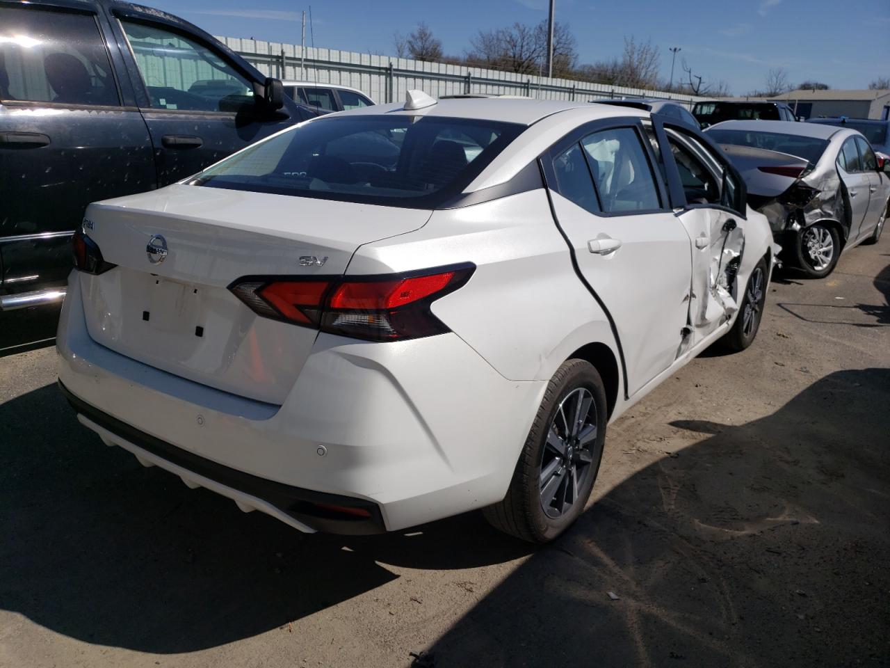 Photo 4 from auction – 2021 NISSAN VERSA SV with VIN 3N1CN8EV4ML865812