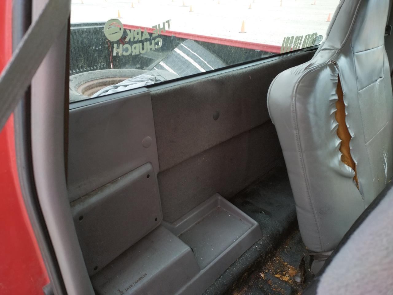 Photo 6 from auction – 1999 FORD RANGER with VIN 1FTYR10C4XPB70839