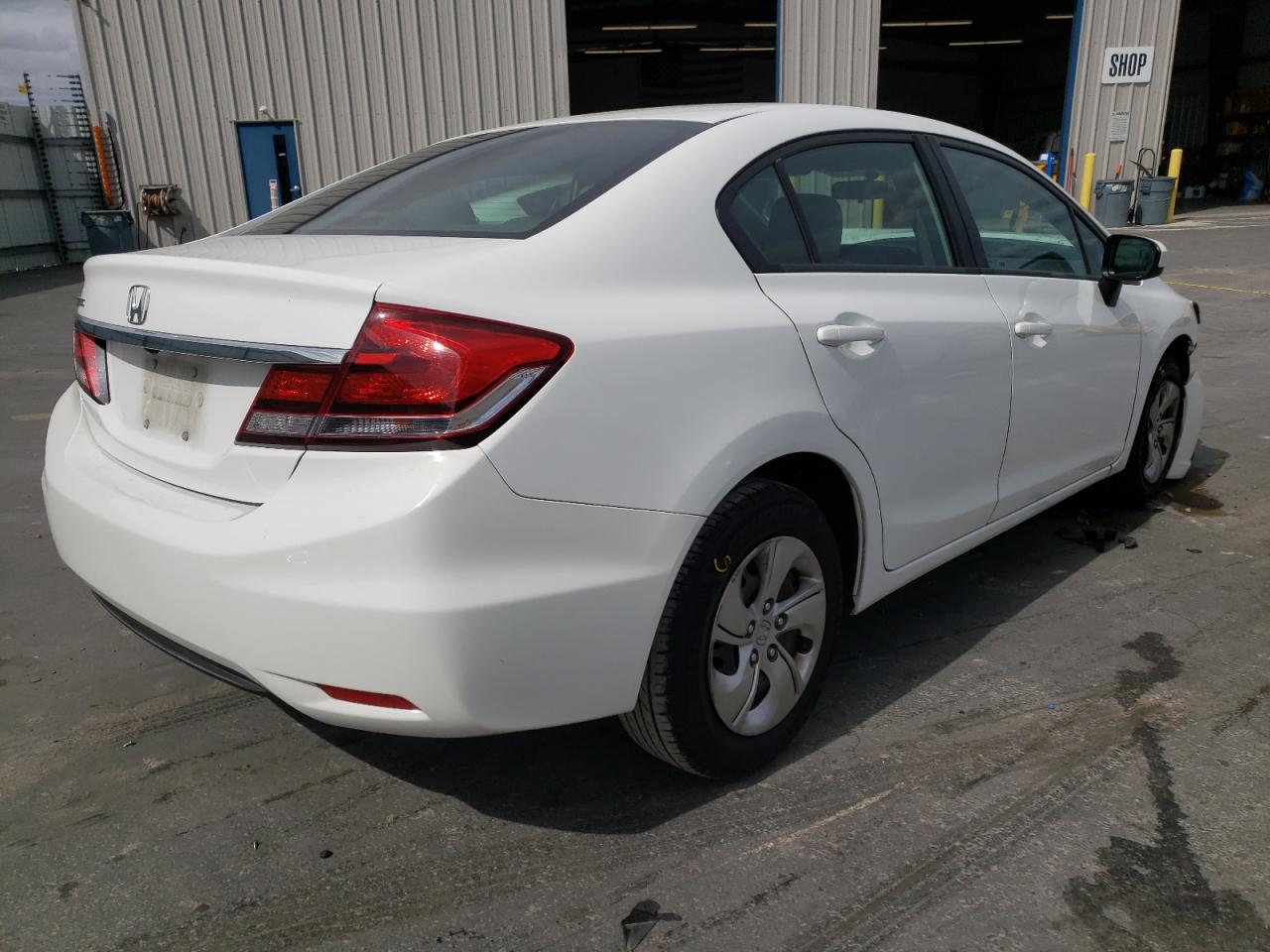 Photo 4 from auction – 2014 HONDA CIVIC LX with VIN 19XFB2F5XEE083664