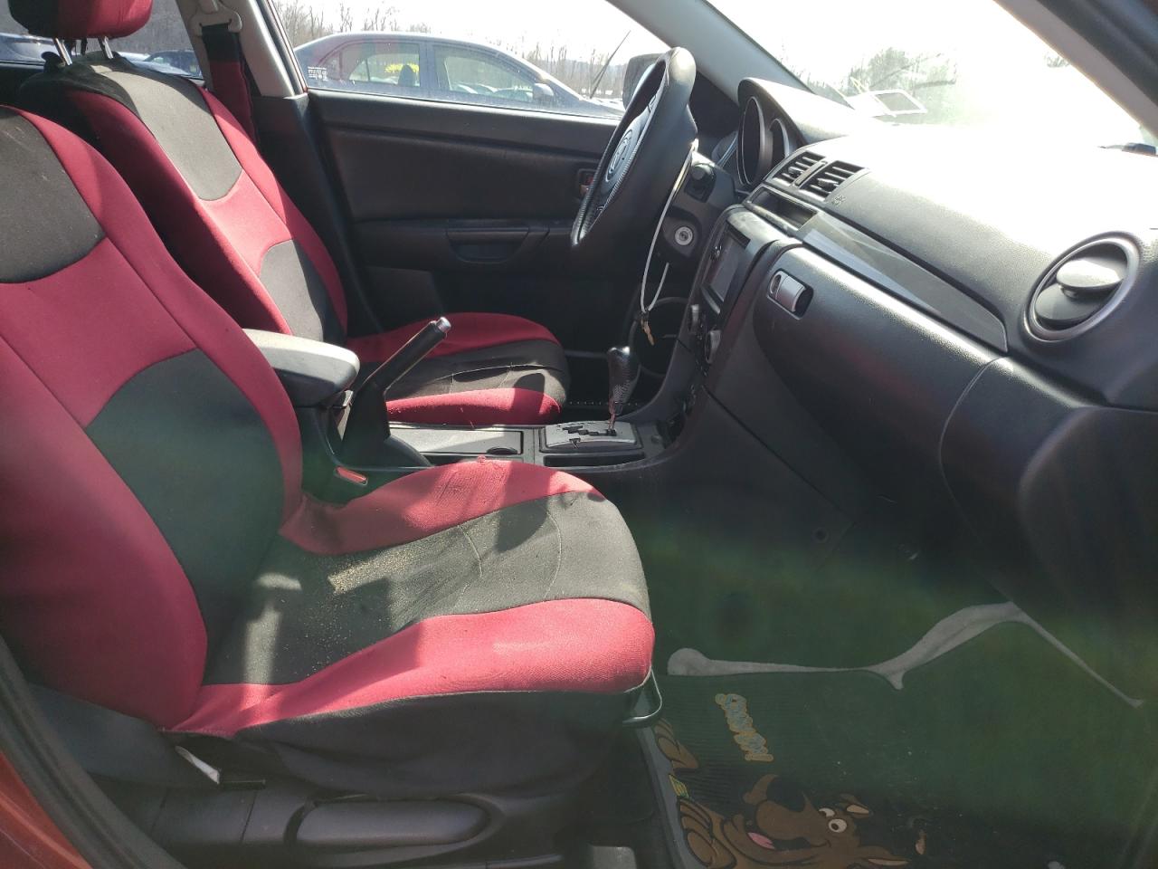 Photo 5 from auction – 2006 MAZDA 3 HATCHBAC with VIN JM1BK344661540604