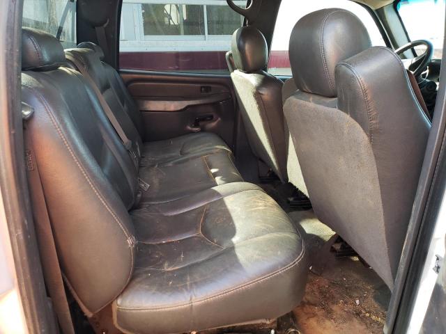 Photo 6 from auction – 2004 CHEVROLET SILVERADO with VIN 1GCHC23U74F238807