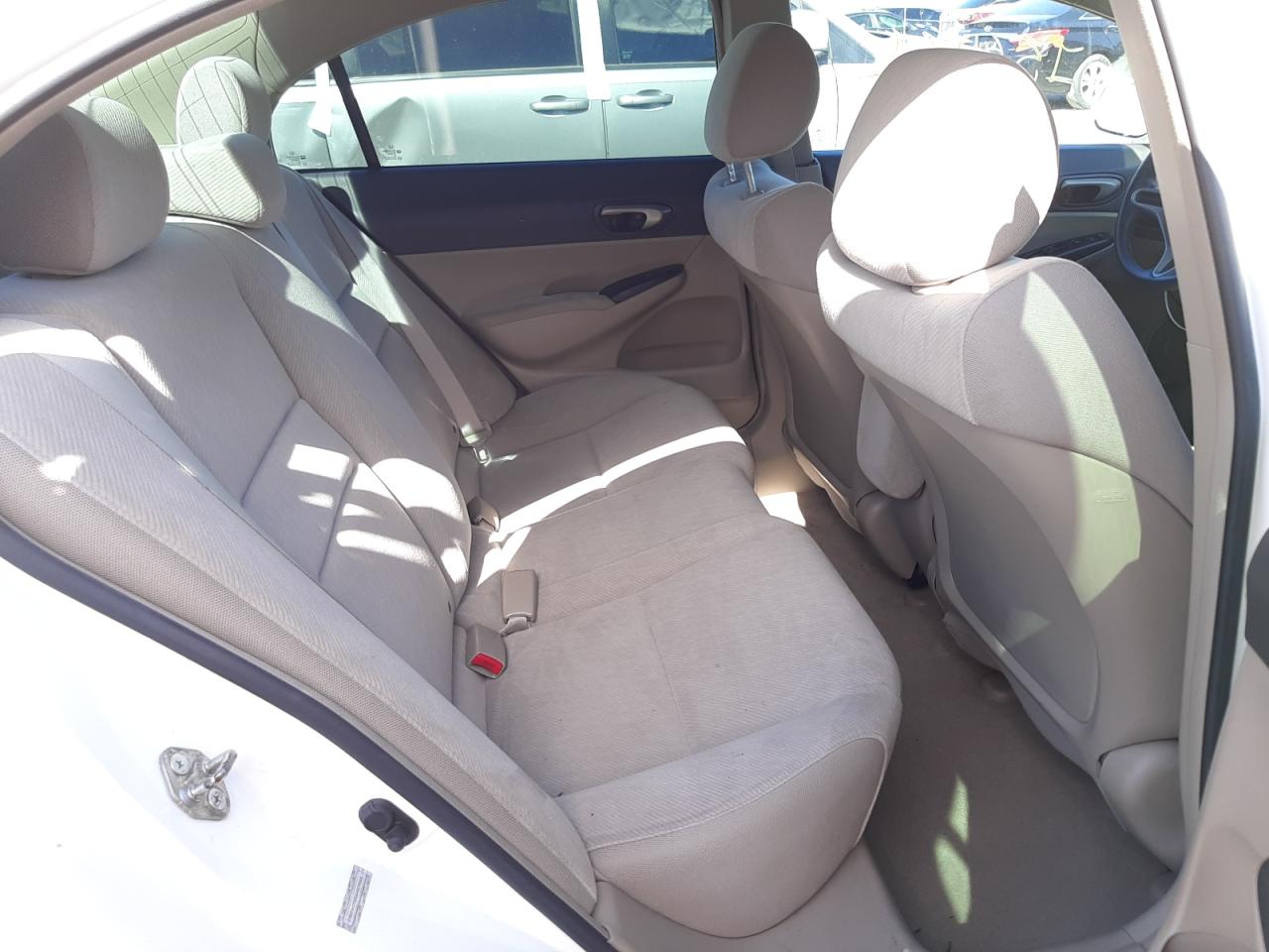 Photo 6 from auction – 2010 HONDA CIVIC LX with VIN 2HGFA1F59AH509065