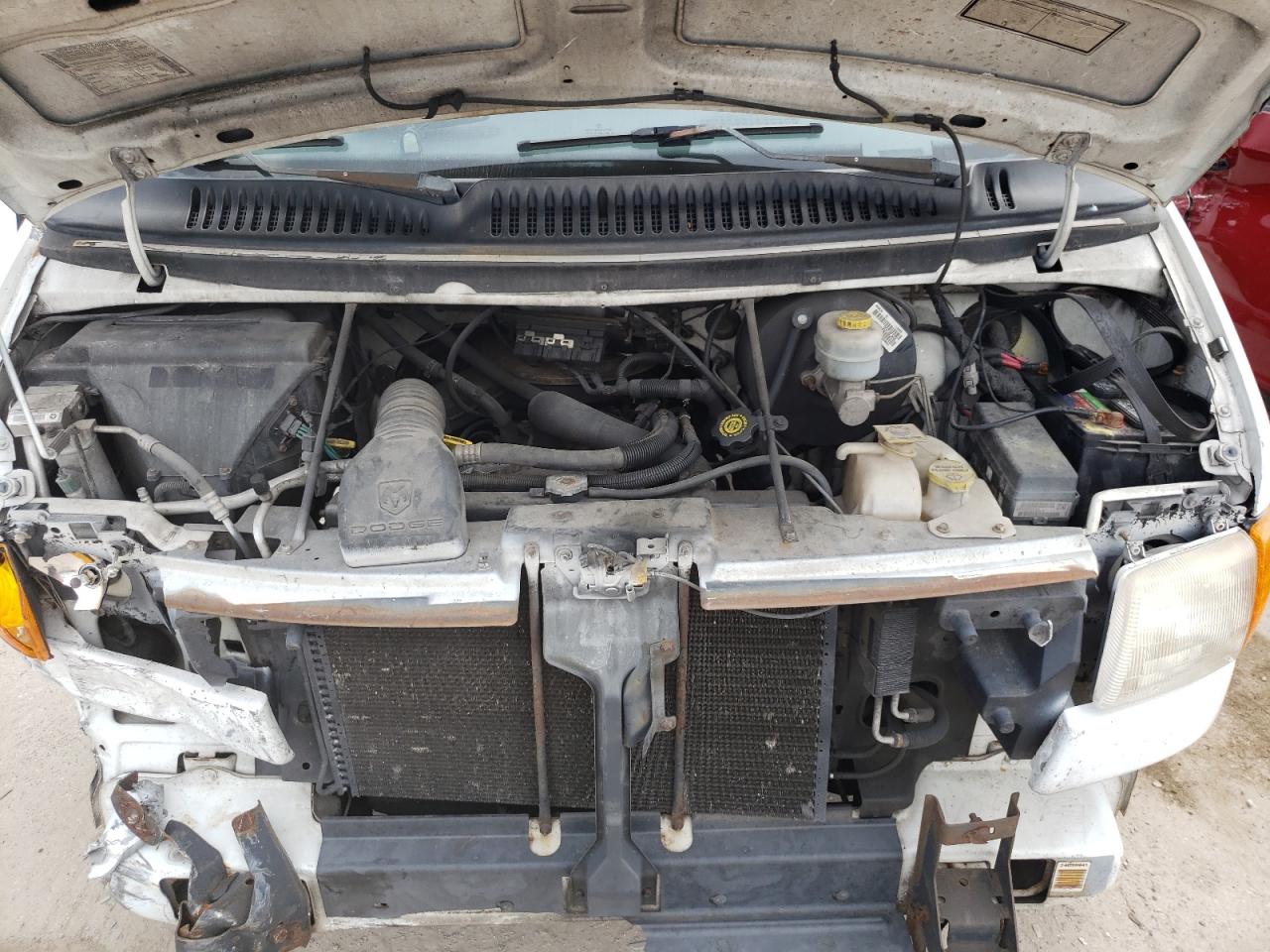 Photo 7 from auction – 2000 DODGE RAM VAN B3 with VIN 2B7KB31Y0YK160995