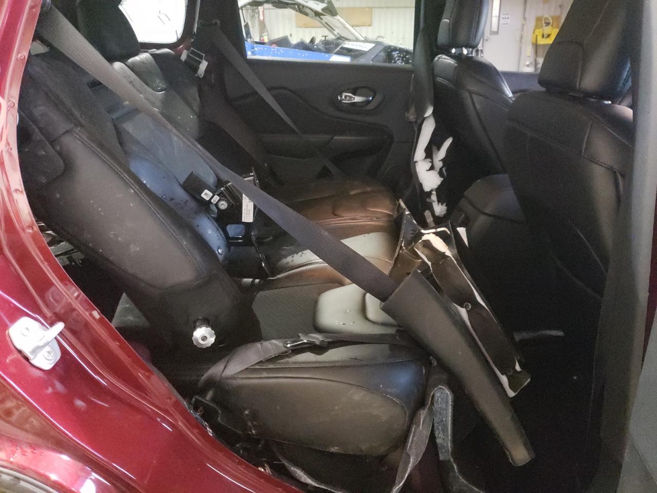Photo 6 from auction – 2019 JEEP CHEROKEE T with VIN 1C4PJMBX0KD185854