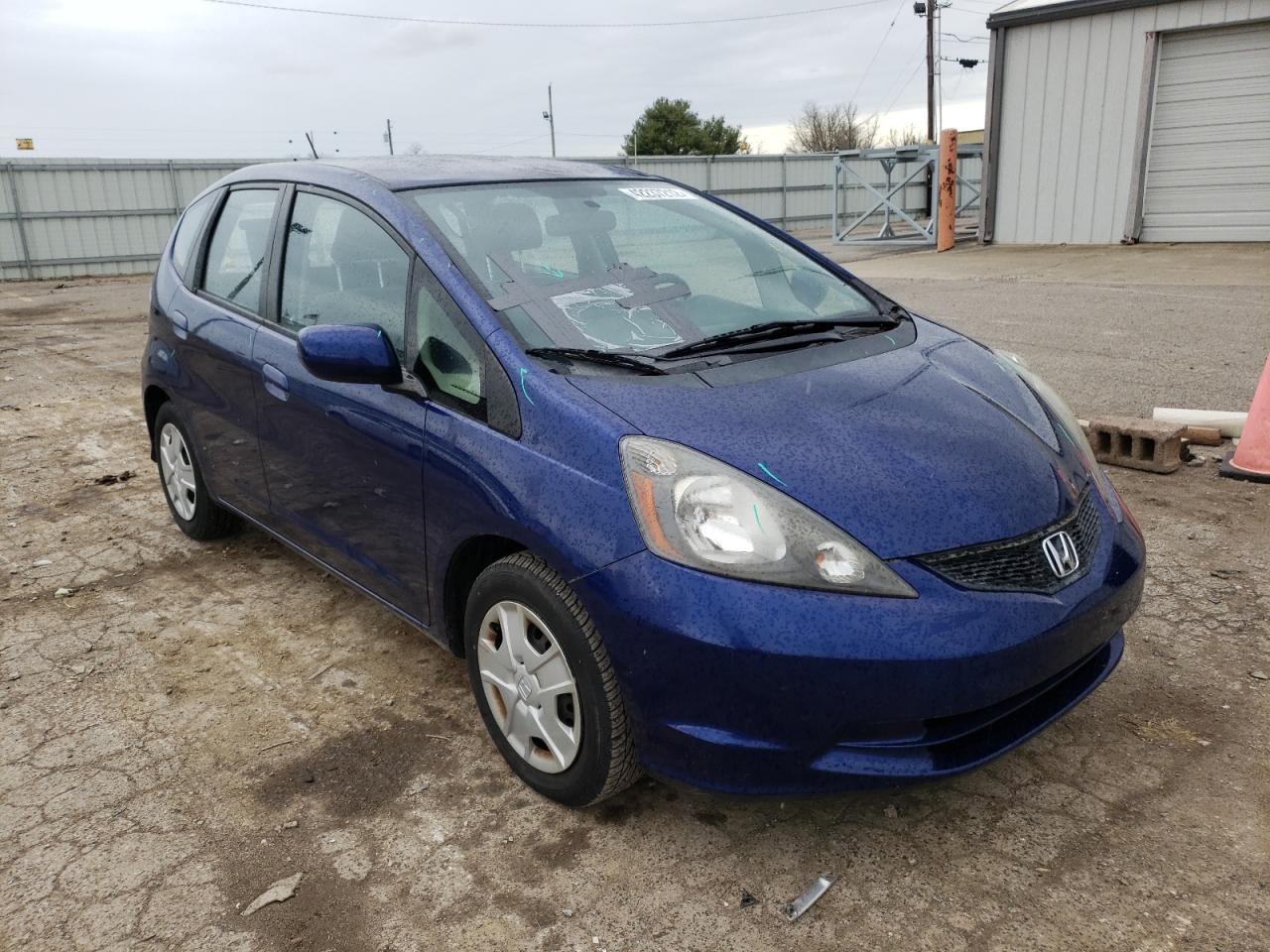 HONDA FIT 2013 with VIN JHMGE8H35DC041918 - Photo from auction