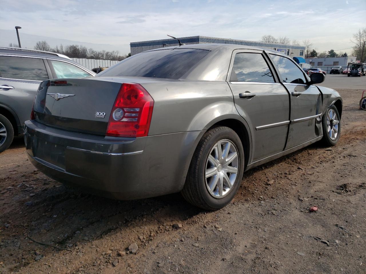 Photo 4 from auction – 2008 CHRYSLER 300 TOURIN with VIN 2C3LA53G88H135609