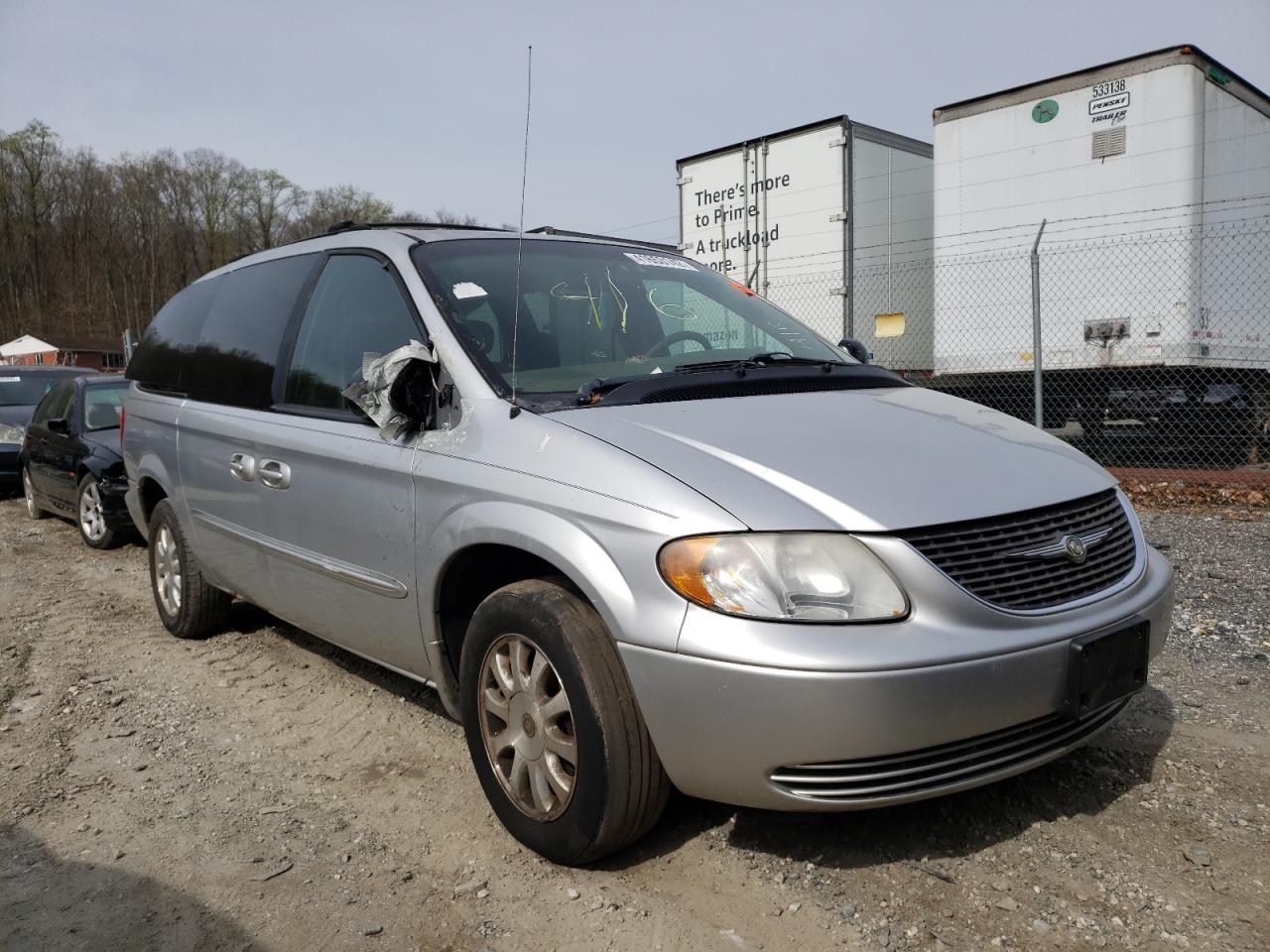Photo 1 from auction – 2003 CHRYSLER TOWN & COU with VIN 2C8GP74L83R144654