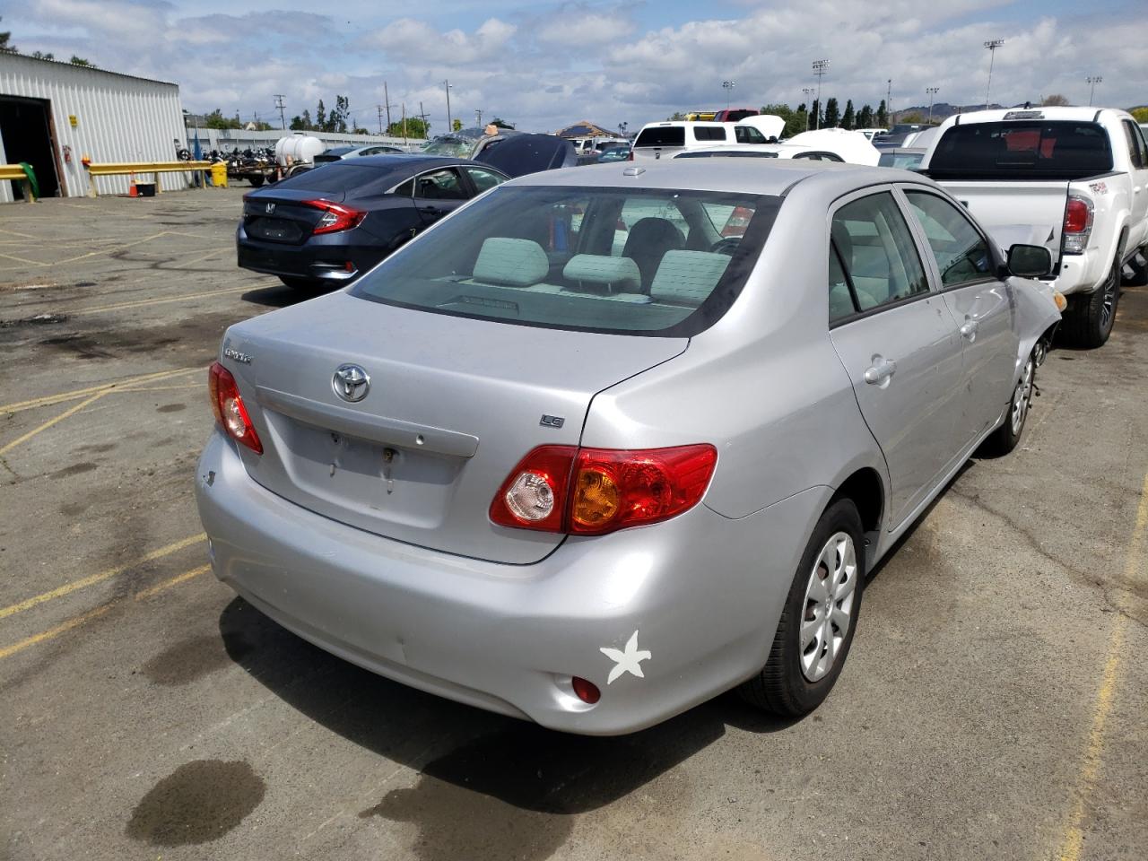 Zdjęcie 4 z aukcji – 2010 TOYOTA COROLLA BA z VIN 2T1BU4EE9AC214260