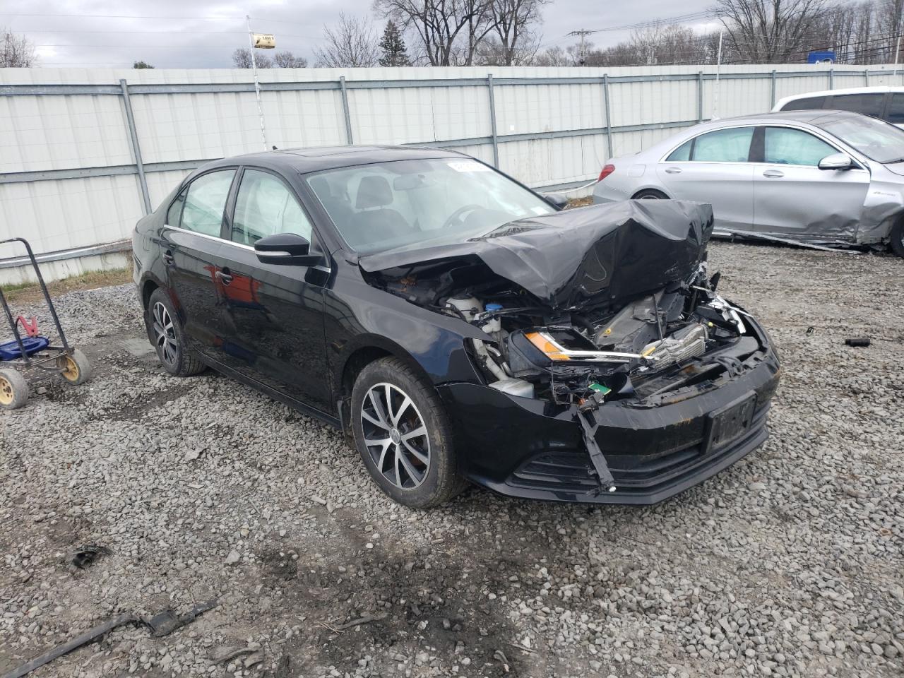 Photo 1 from auction – 2017 VOLKSWAGEN JETTA SE with VIN 3VWDB7AJ9HM400334