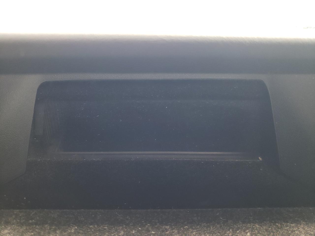 Photo 8 from auction – 2007 TOYOTA PRIUS with VIN JTDKB20U073206140