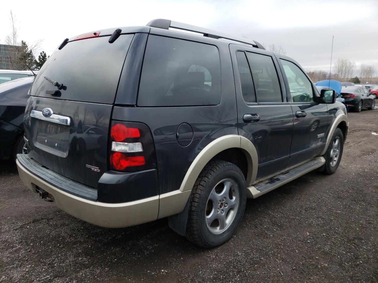Photo 4 from auction – 2007 FORD EXPLORER E with VIN 1FMEU74E47UB06376