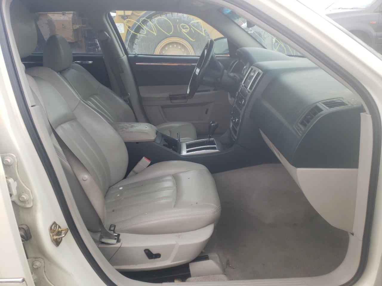 Photo 5 from auction – 2006 CHRYSLER 300C with VIN 2C3KK63H36H280500
