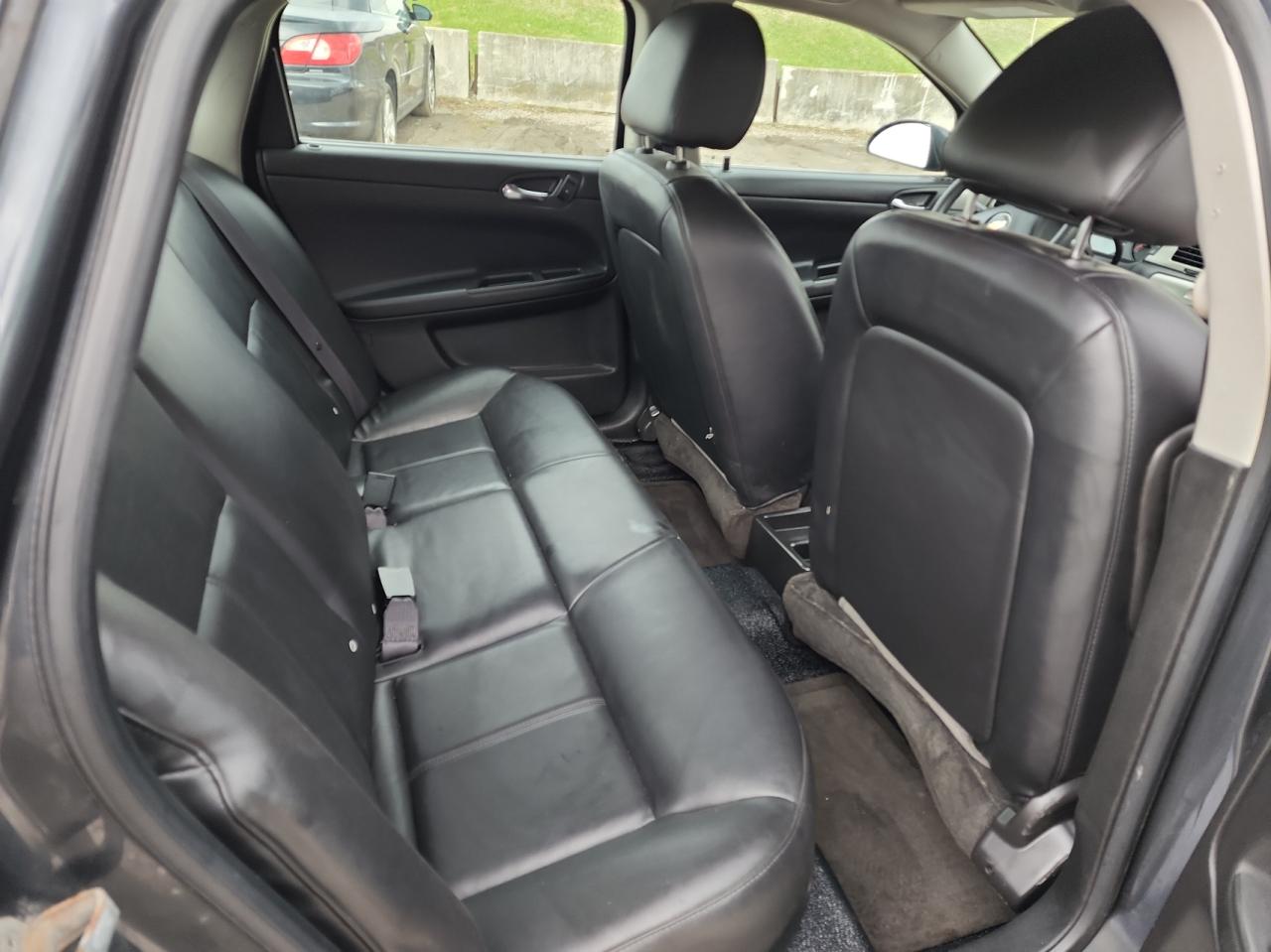 Photo 6 from auction – 2011 CHEVROLET IMPALA POL with VIN 2G1WD5EM2B1271942