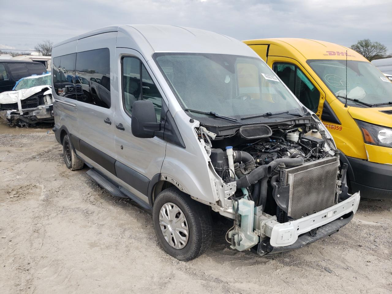 FORD TRANSIT T- 2015 مع رقم تعريف المركبة 1FBAX2CG4FKA54410 - صورة من المزاد