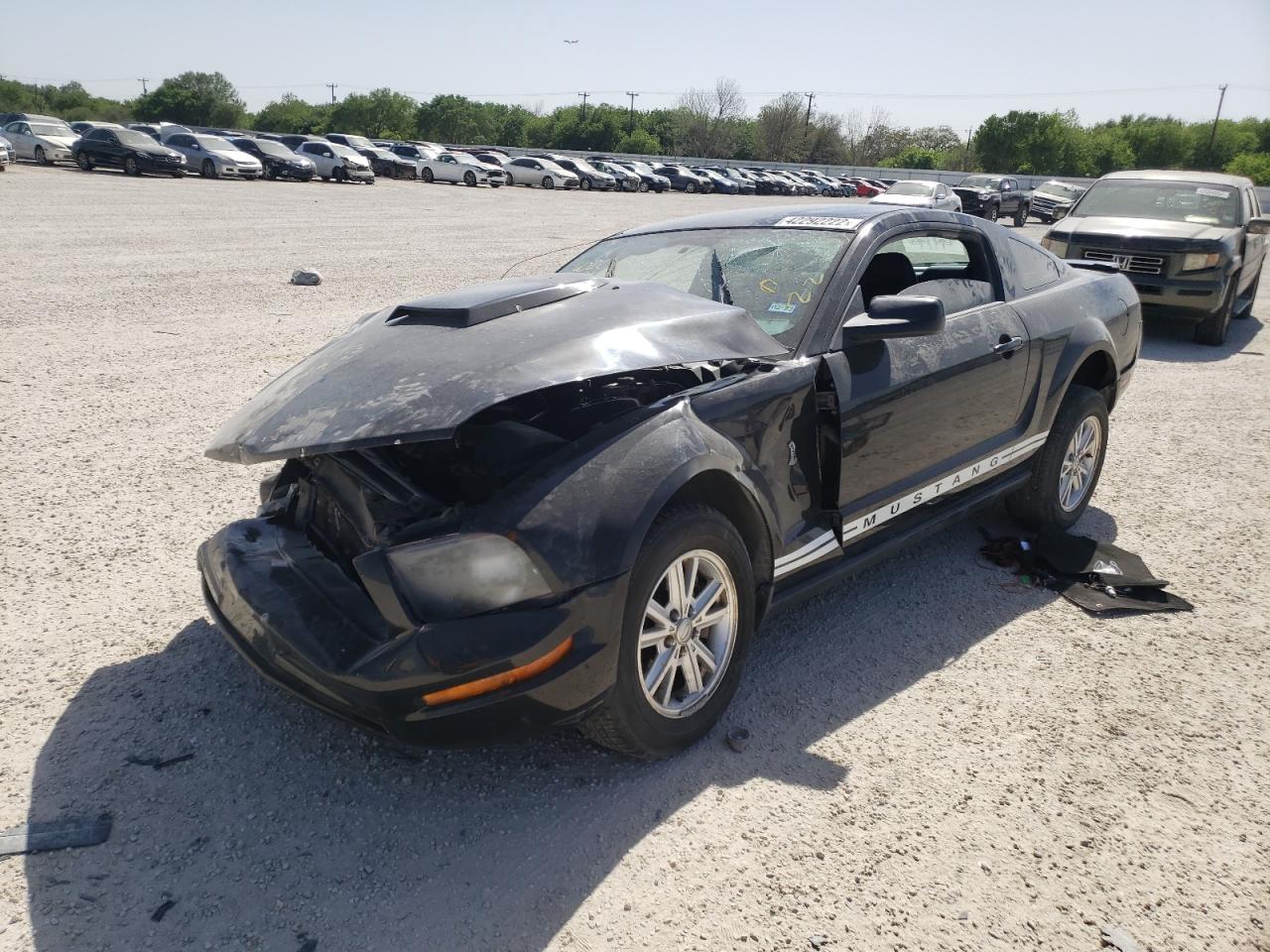 Photo 2 from auction – 2008 FORD MUSTANG with VIN 1ZVHT80N385149342