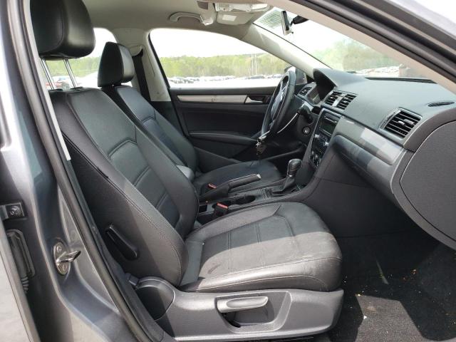 Photo 5 from auction – 2014 VOLKSWAGEN PASSAT S with VIN 1VWAP7A33EC021820