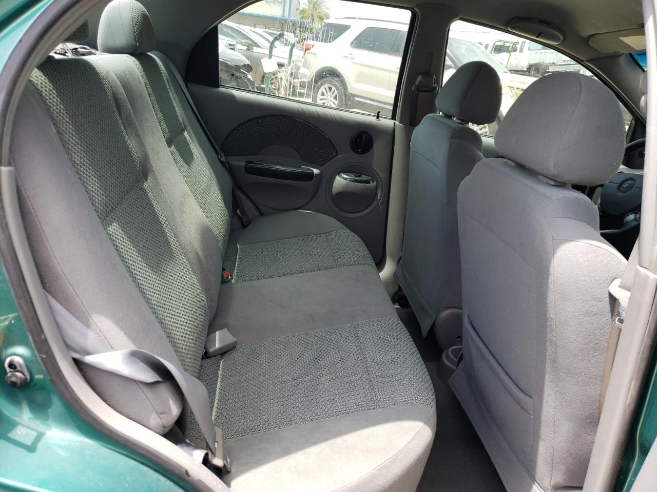 Zdjęcie 6 z aukcji – 2004 CHEVROLET AVEO z VIN KL1TJ52694B192402
