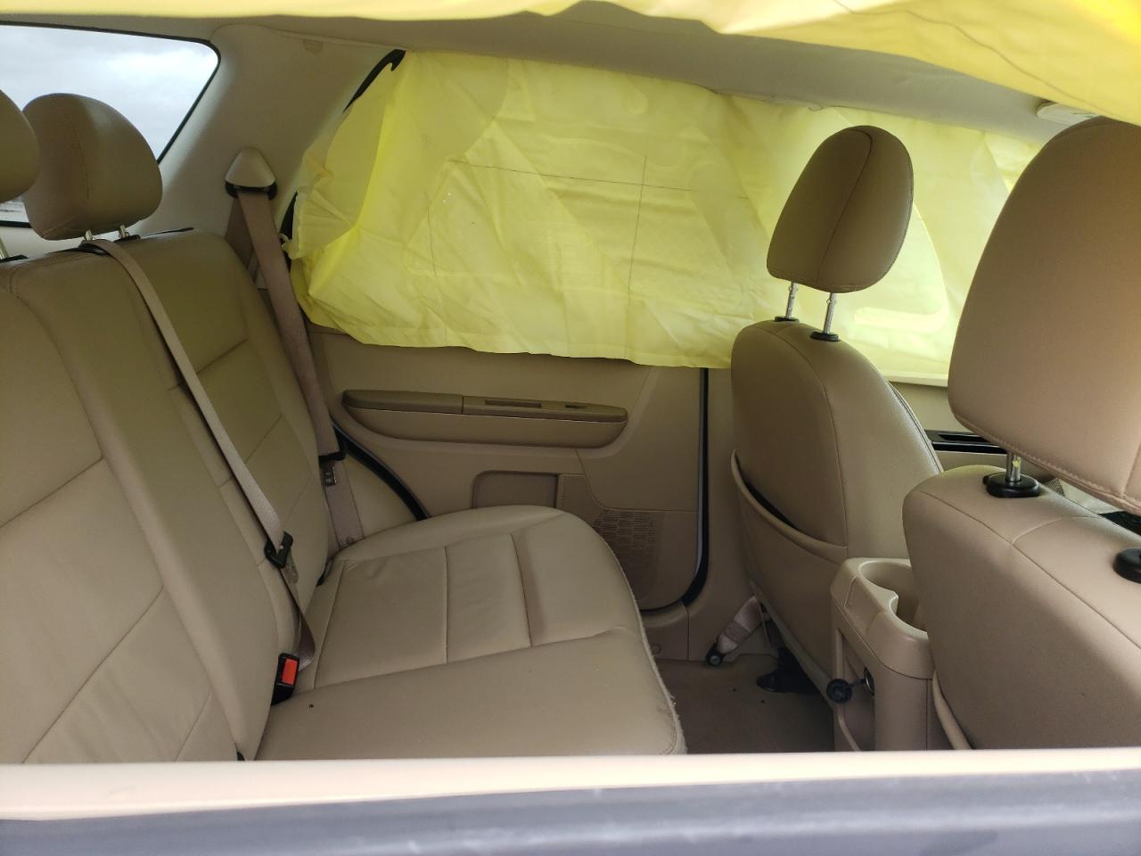 Photo 6 from auction – 2008 FORD ESCAPE LIM with VIN 1FMCU04138KE52203
