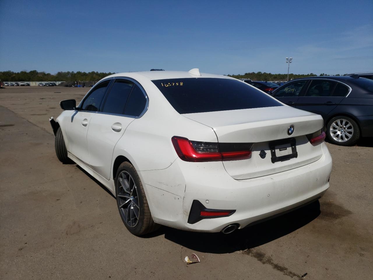 Photo 3 from auction – 2021 BMW 330XI with VIN 3MW5R7J08M8C05061