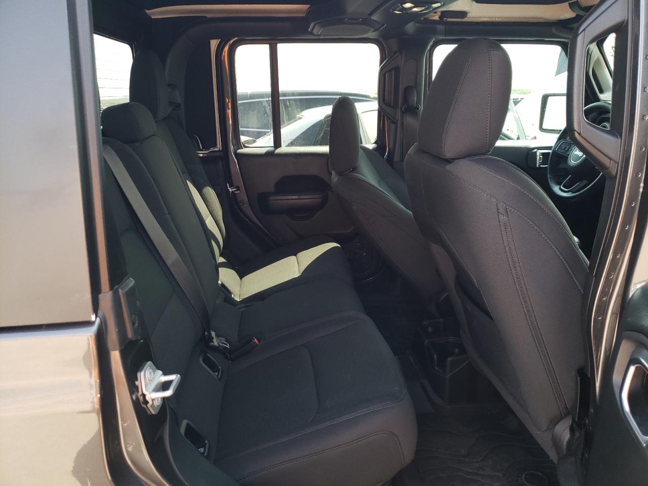 Photo 6 from auction – 2020 JEEP GLADIATOR with VIN 1C6JJTAGXLL216446
