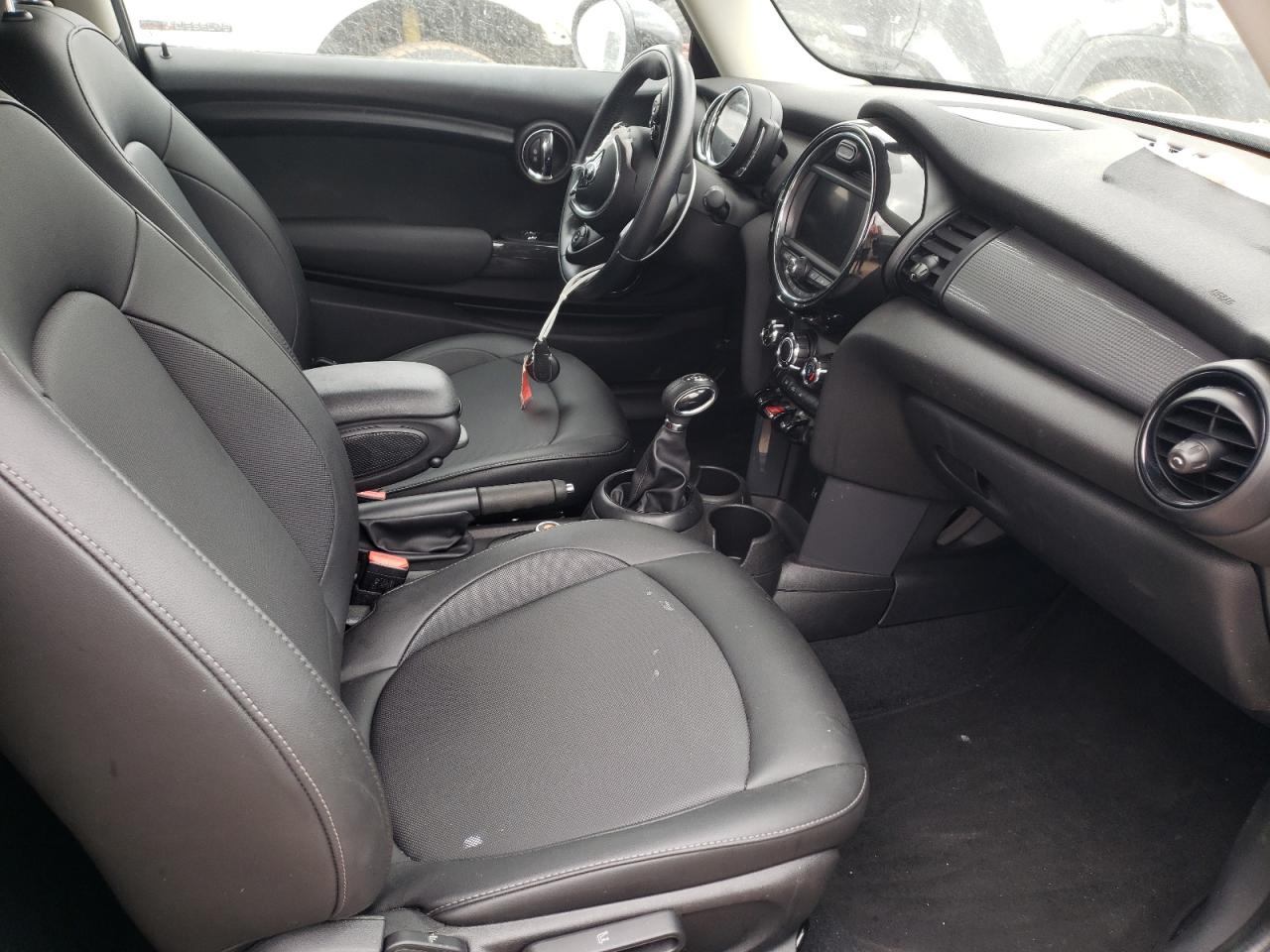 Photo 5 from auction – 2019 MINI COOPER with VIN WMWXP5C5XK2H95337