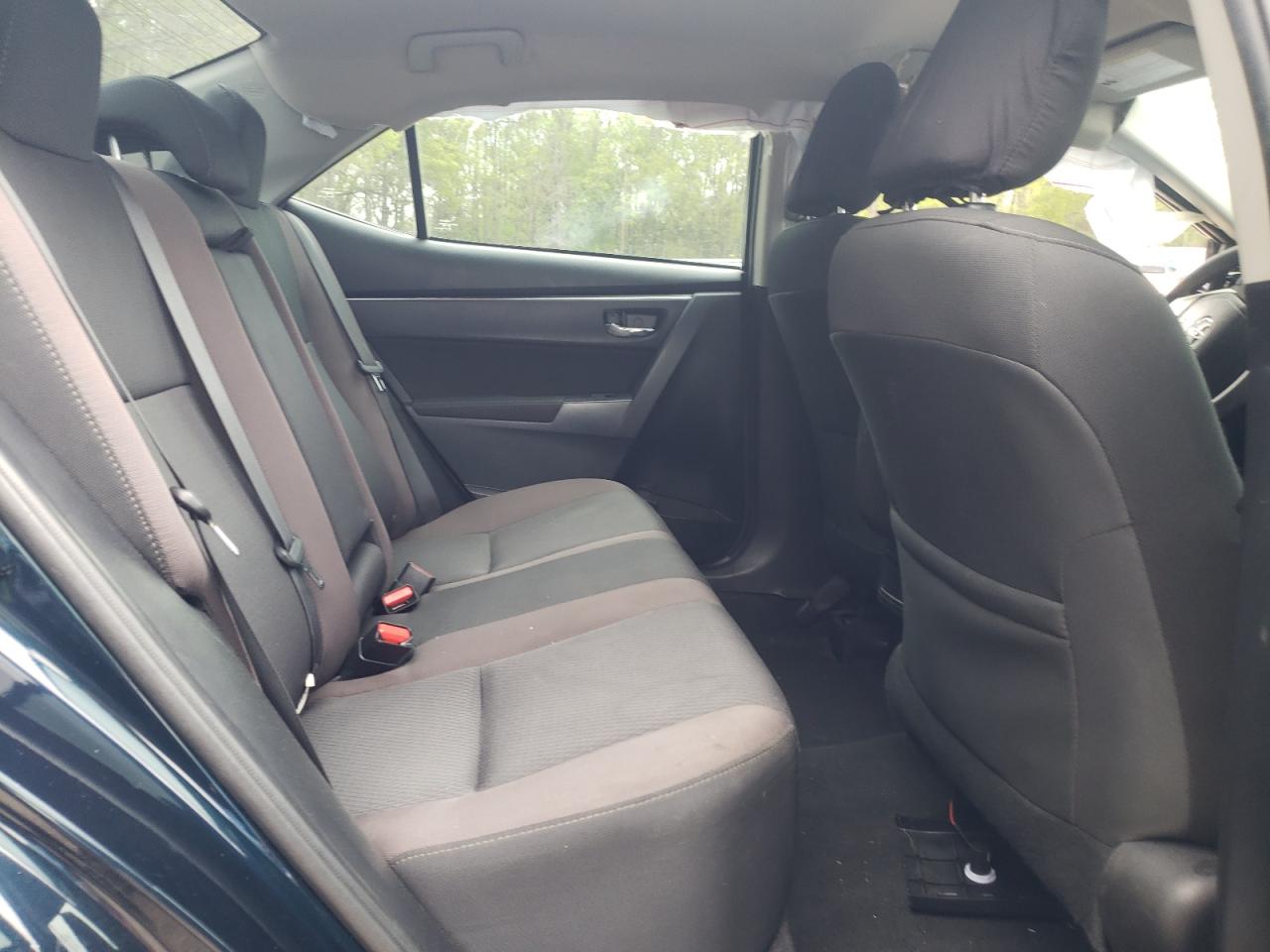 Photo 6 from auction – 2019 TOYOTA COROLLA L with VIN 2T1BURHE1KC207846