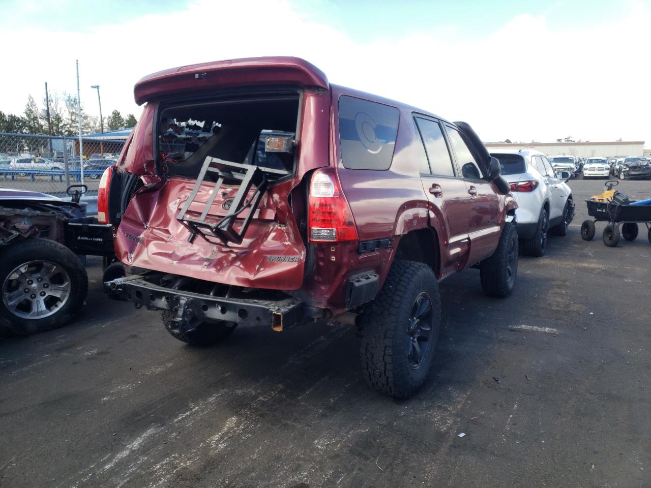 Photo 9 from auction – 2006 TOYOTA 4RUNNER SR with VIN JTEBU14R268060900
