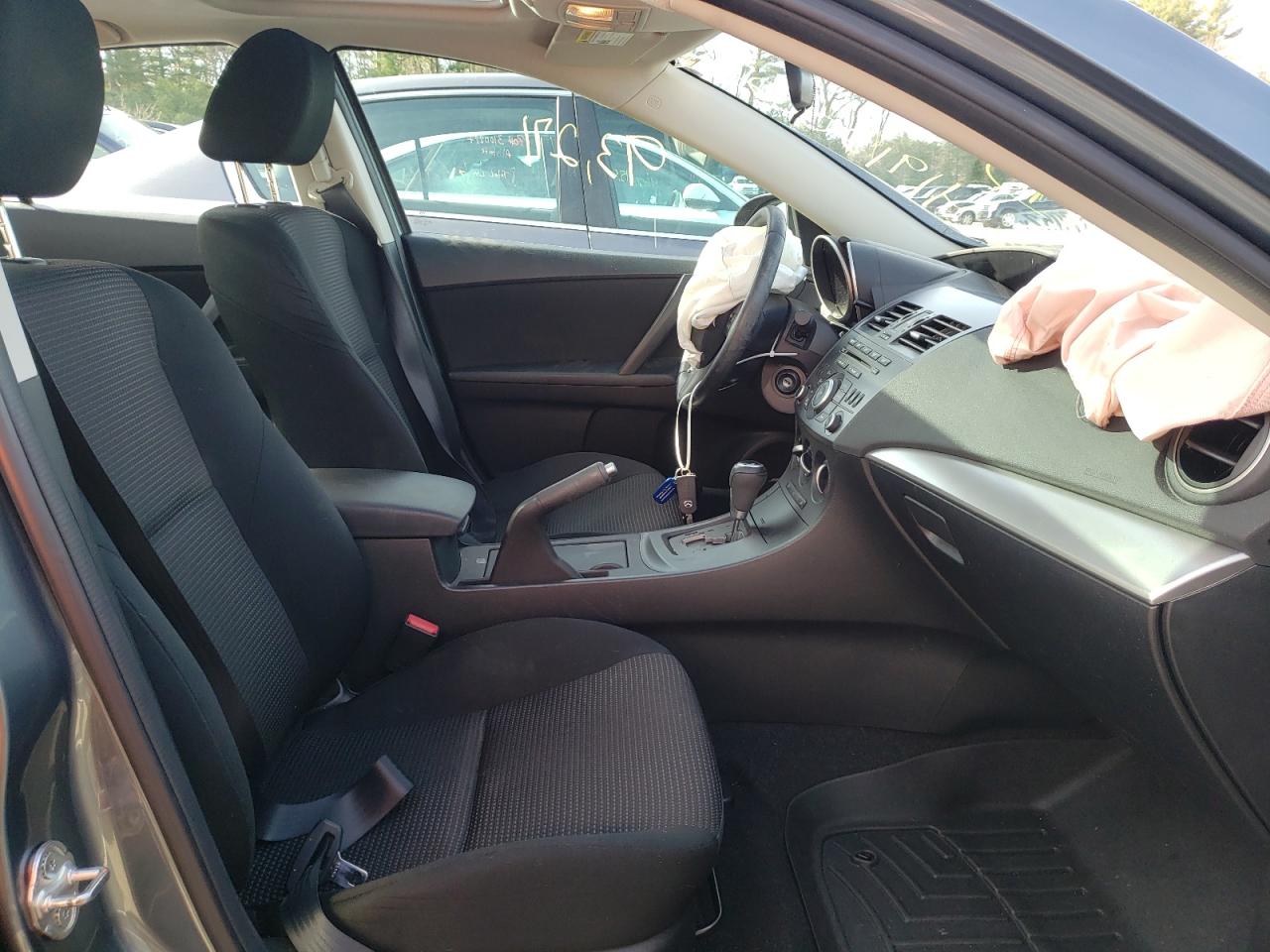 Photo 5 from auction – 2012 MAZDA 3 I with VIN JM1BL1V89C1646950