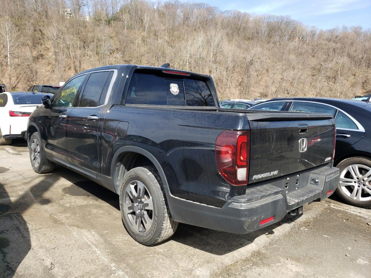 Foto 3 de la subasta – 2018 HONDA RIDGELINE con VIN 5FPYK3F75JB010603