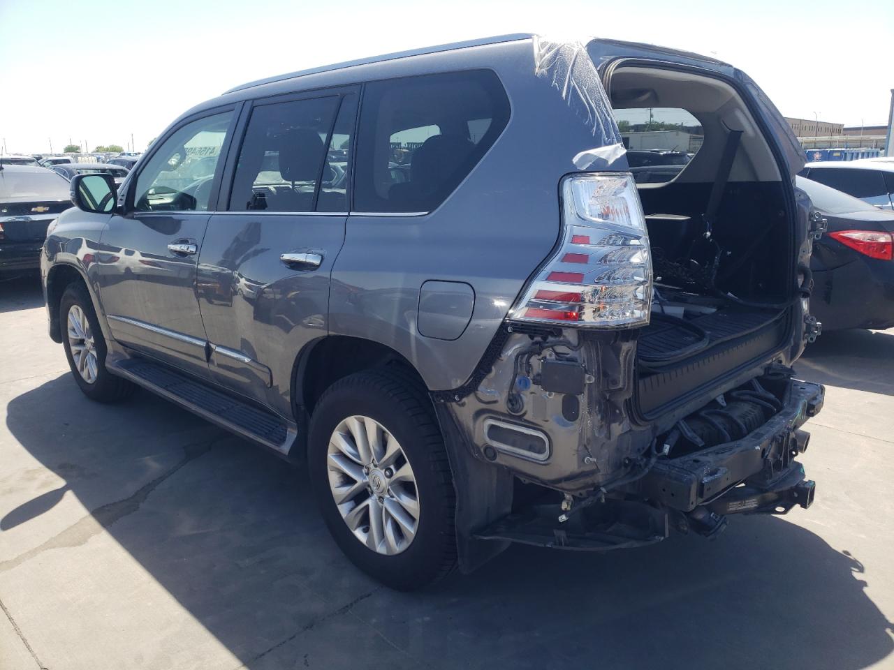 Photo 3 from auction – 2015 LEXUS GX 460 with VIN JTJBM7FX1F5099530