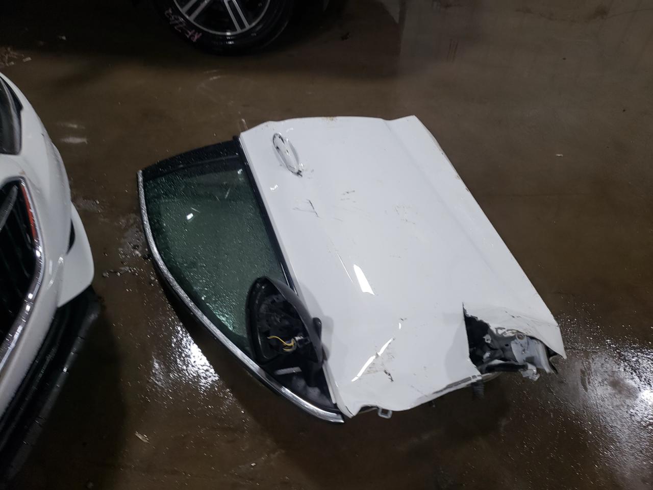 Photo 9 from auction – 2019 BUICK REGAL ESSE with VIN W04GR6SX0K1031774