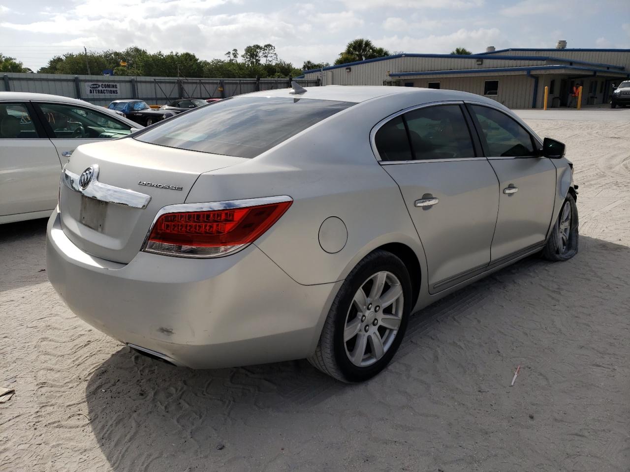 Photo 4 from auction – 2012 BUICK LACROSSE with VIN 1G4GC5E38CF174076