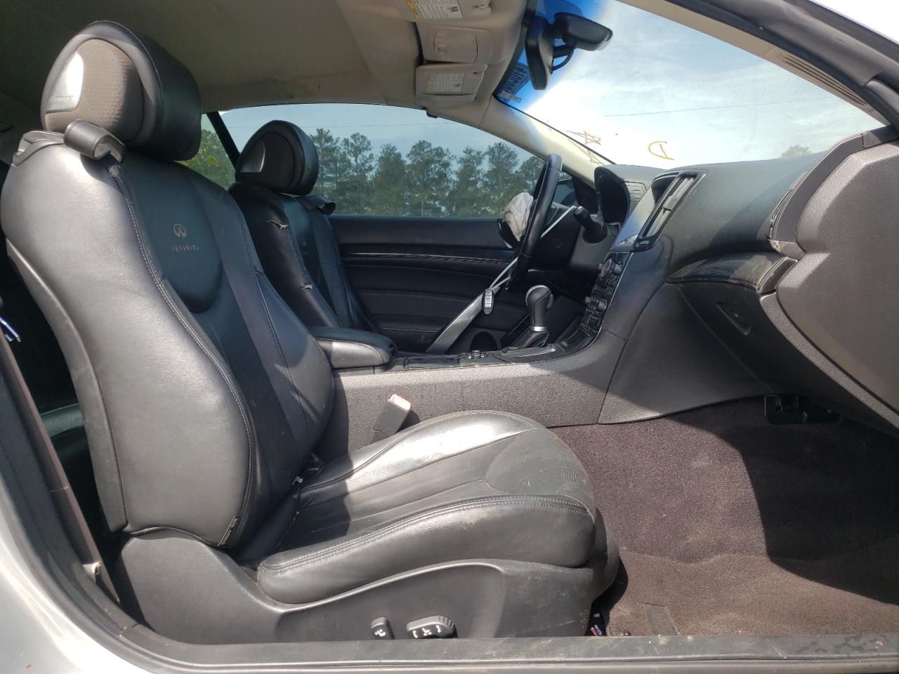 Photo 5 from auction – 2009 INFINITI G37 BASE with VIN JNKCV66E69M724784