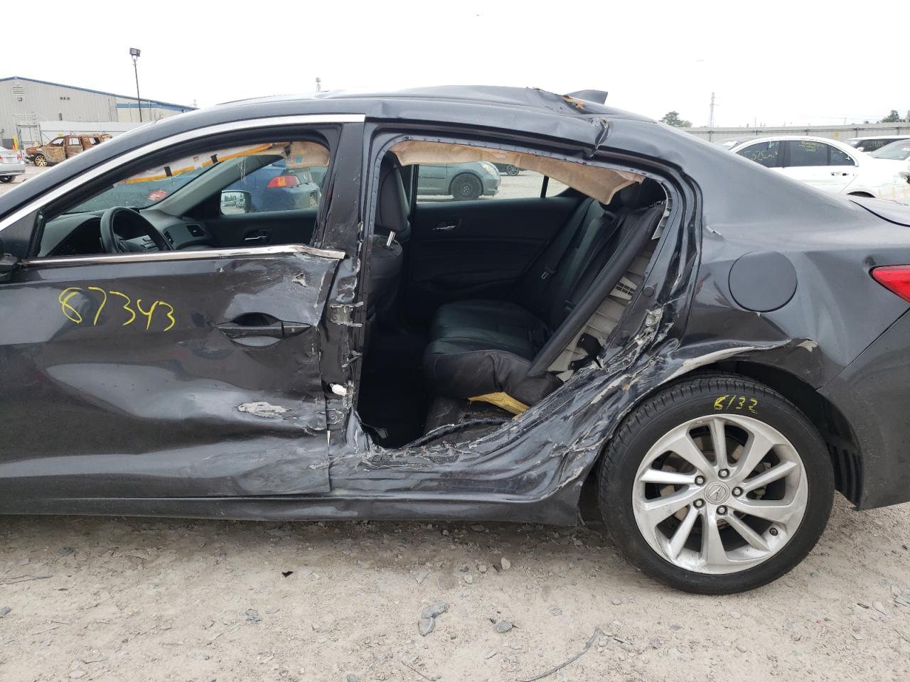 Photo 9 from auction – 2016 ACURA ILX BASE W with VIN 19UDE2F32GA016643