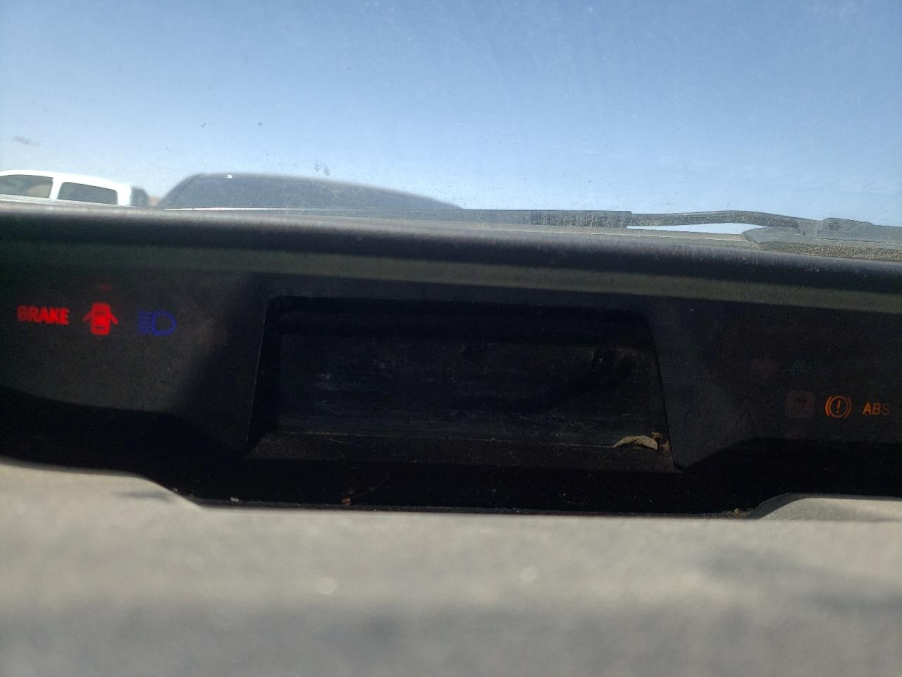 Photo 8 from auction – 2008 TOYOTA PRIUS with VIN JTDKB20U487709373