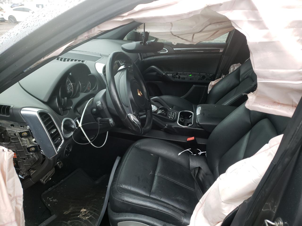 Photo 5 from auction – 2012 PORSCHE CAYENNE S with VIN WP1AB2A2XCLA40792