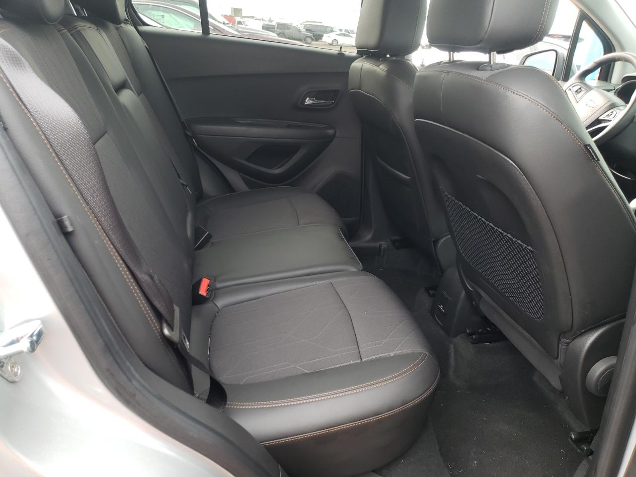 Photo 6 from auction – 2020 CHEVROLET TRAX 1LT with VIN KL7CJLSB8LB320831
