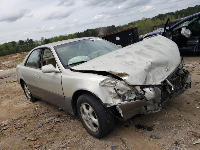 LEXUS ES 300 1998 with VIN JT8BF28G0W0136379 - Photo from auction