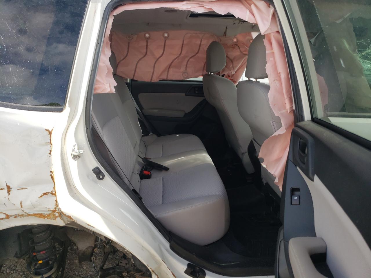 Photo 6 from auction – 2016 SUBARU FORESTER 2 with VIN JF2SJADC2GH460581